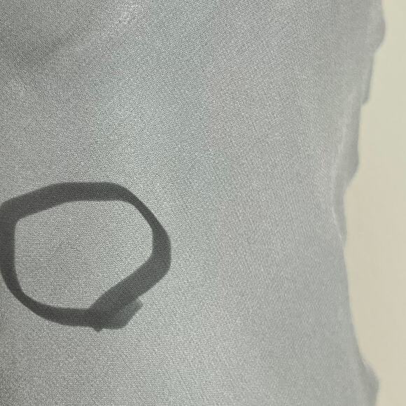 Y2K Banana Republic 100% Silk Dress 2 Gray Lettuce Hem Knee Length Polka Dot VTG - Picture 11 of 11